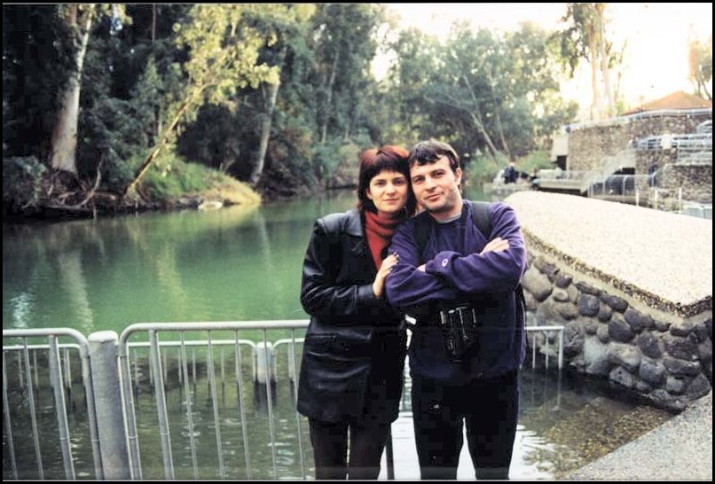 ��������...�-��